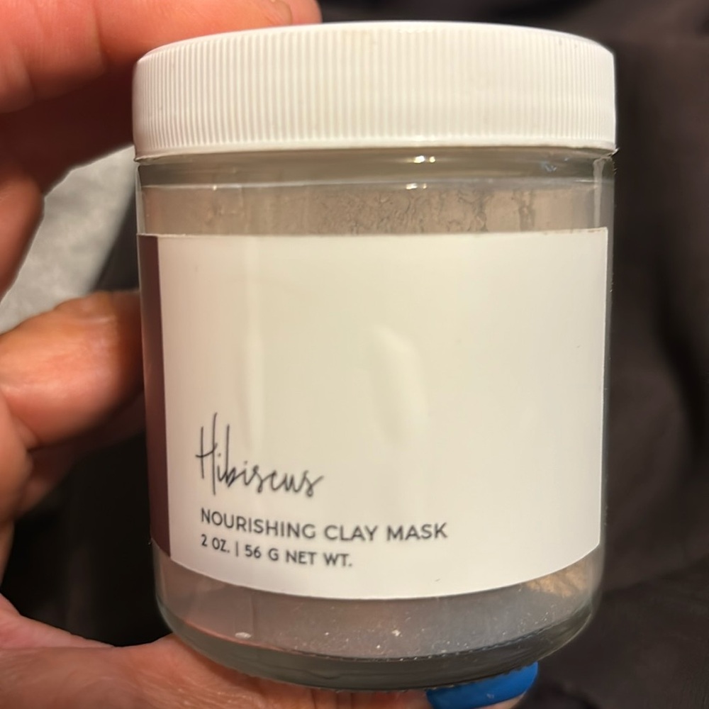 NEW Becalia Hibiscus Nourishing Clay Powder to Paste Face Mask 2 oz.